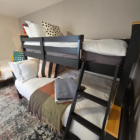 Abbey - 1 Деревянный коттедж *